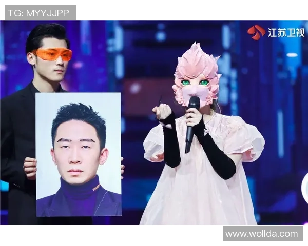 《足球预测蒙面球星精彩揭幕赛 谁将赢得神秘面具下的荣耀》