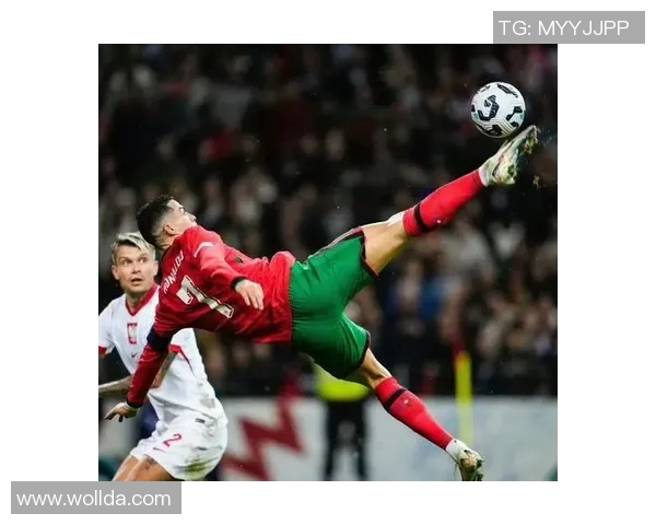 足球三剑客是谁 谁是球场上最具传奇的三大巨星 足球三剑客是谁 谁是球场上最具传奇的三大巨星